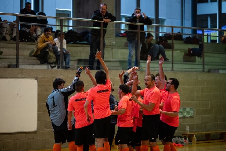 La selecció d'Andorra de futbol sala d'Special Olympics en un dels partits del primer trofeu internacional celebrat a Ordino
