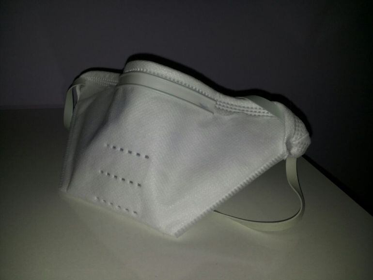 Foto de la mascarilla cedida por personal del hospital de Puertollano