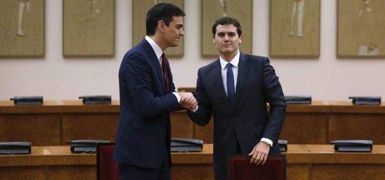 Albert Rivera y Pedro Sánchez en una imagen de archivo (2016)