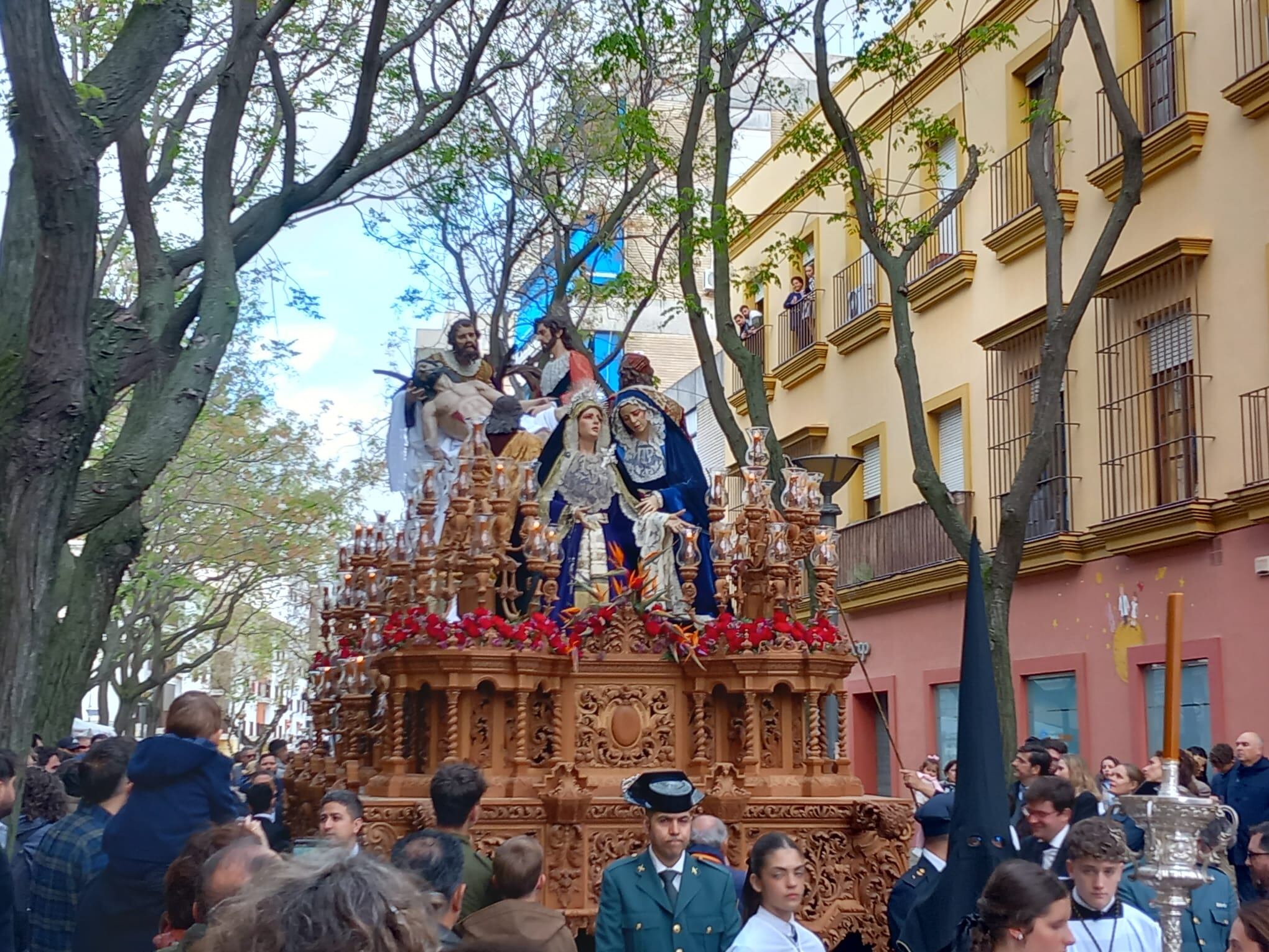 Solo dos Hermandades decidieron salir a la calle este Sábado Santo