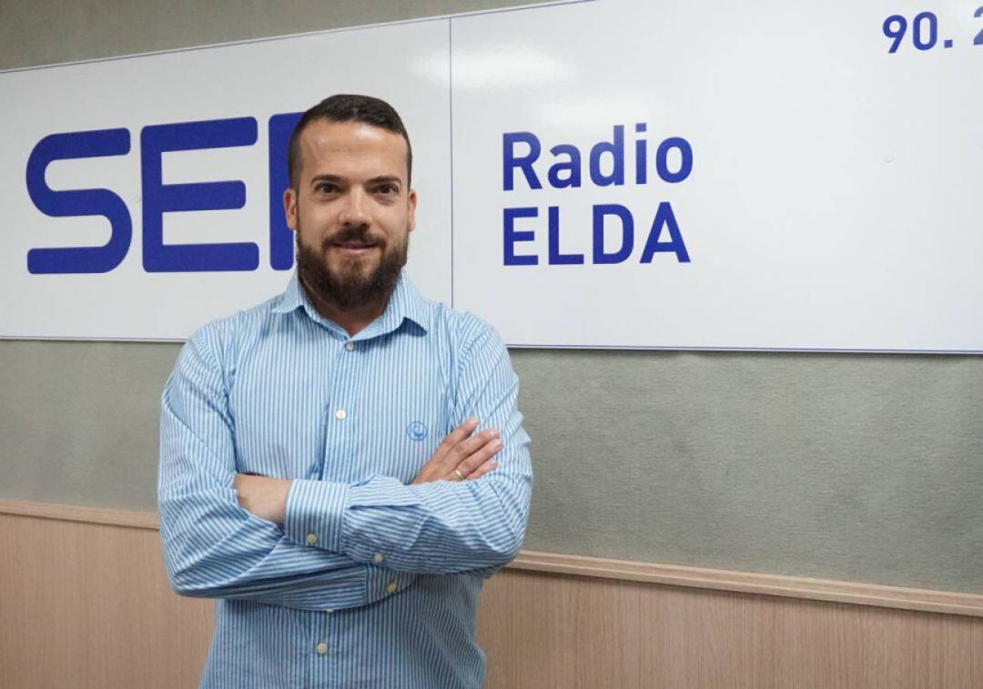 Santi Rico vuelve al banquillo del C. D. Eldense