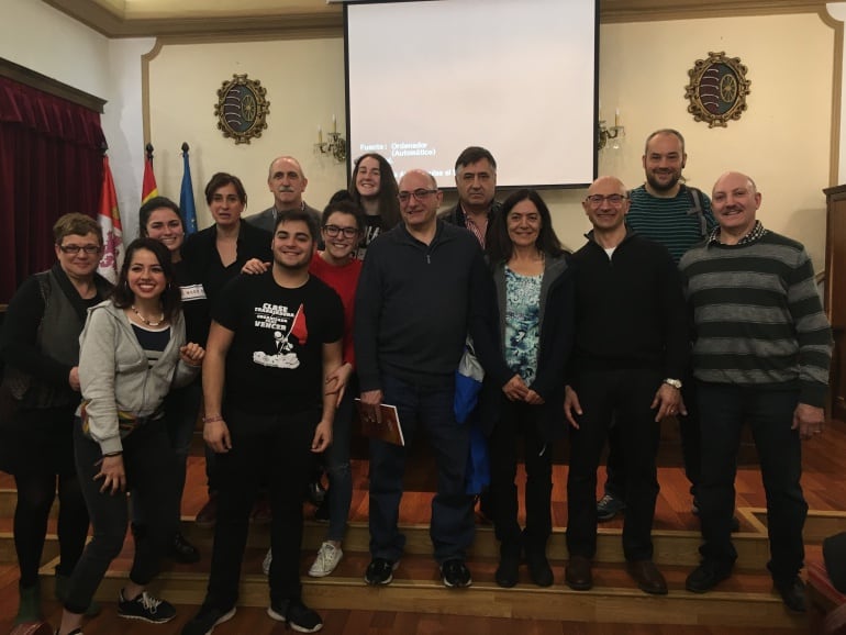 Los nietos de Francisco Romero le cuentan su historia a alumnos del IES Antonio Machado (Soria). I.E.S Antonio Machado