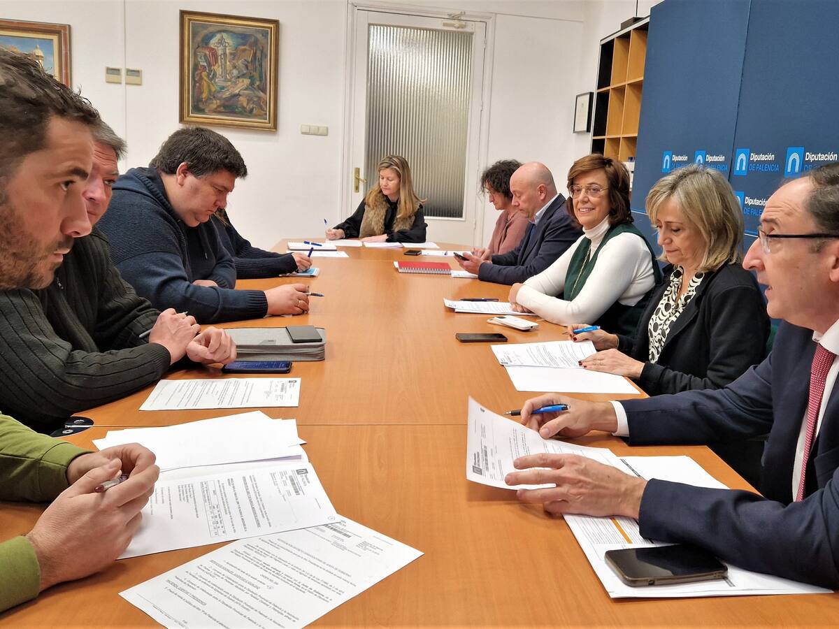 La Diputación renueva los convenios con ASPACE, AFA Guardo y Asociación palentina de Parkinson