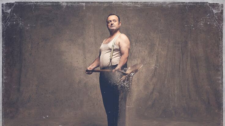 Rambleta acoge ‘El enterrador’, la obra que da voz a los héroes anónimos de la posguerra (31/03/2025)