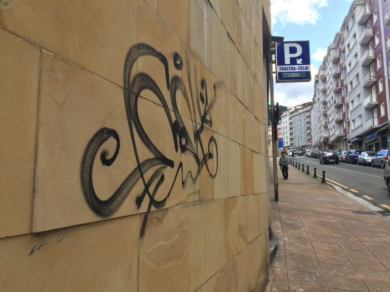 Pintada en la calle Juan Guisasola de Eibar