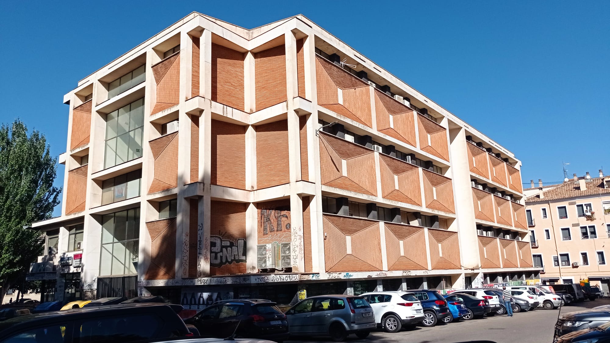 Mercado Municipal de Cuenca antes del deterioro del edificio