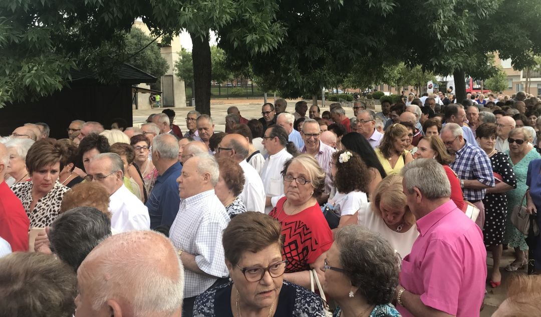 Imagen de archivo de personas mayores en Valdepeñas (Ciudad Real)