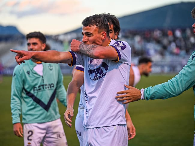 Breñé celebra el gol marcado esta tarde en La Victoria.