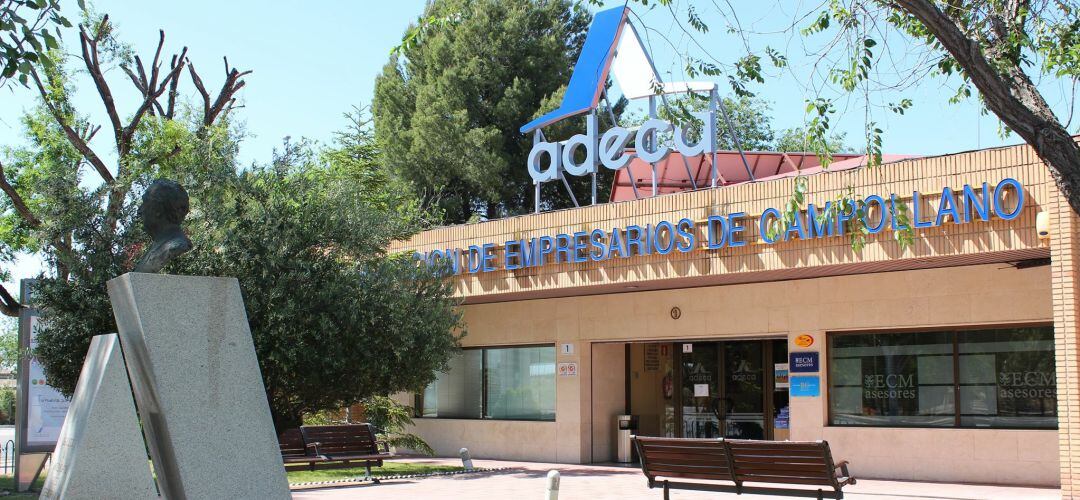 Imagen de archivo de la sede los empresarios de Campollano