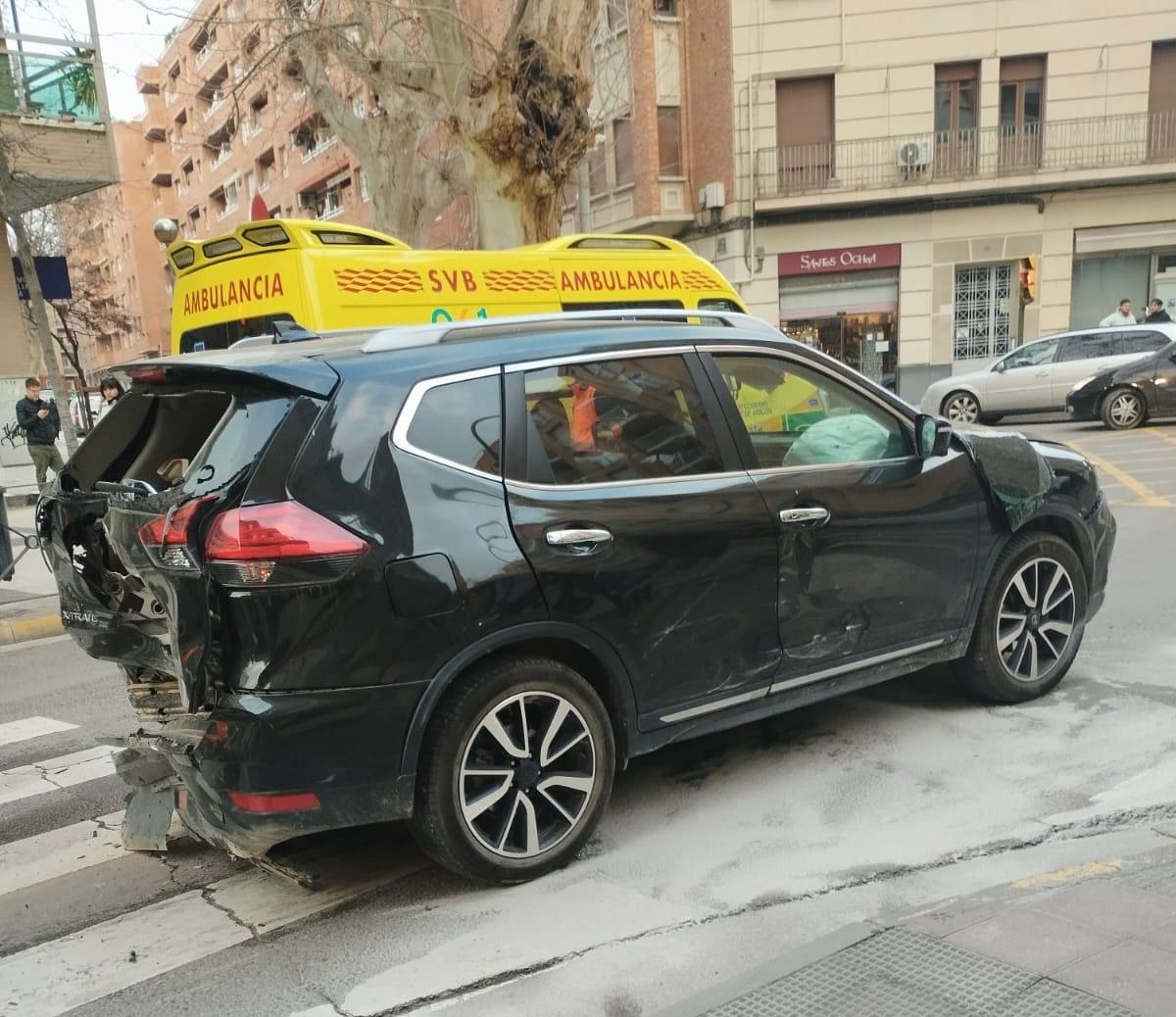 Estado en que quedaba uno de los coches afectados