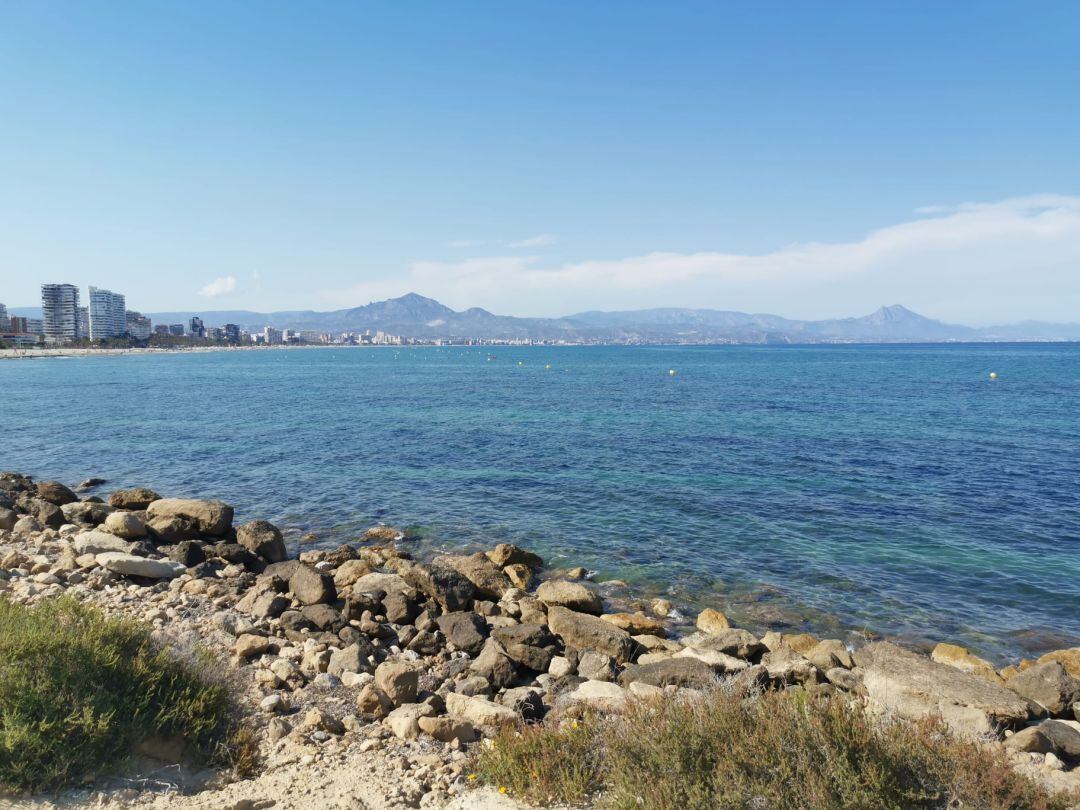 Las subida de temperatura del Mar Mediterráneo provoca estos episodios de olas de calor