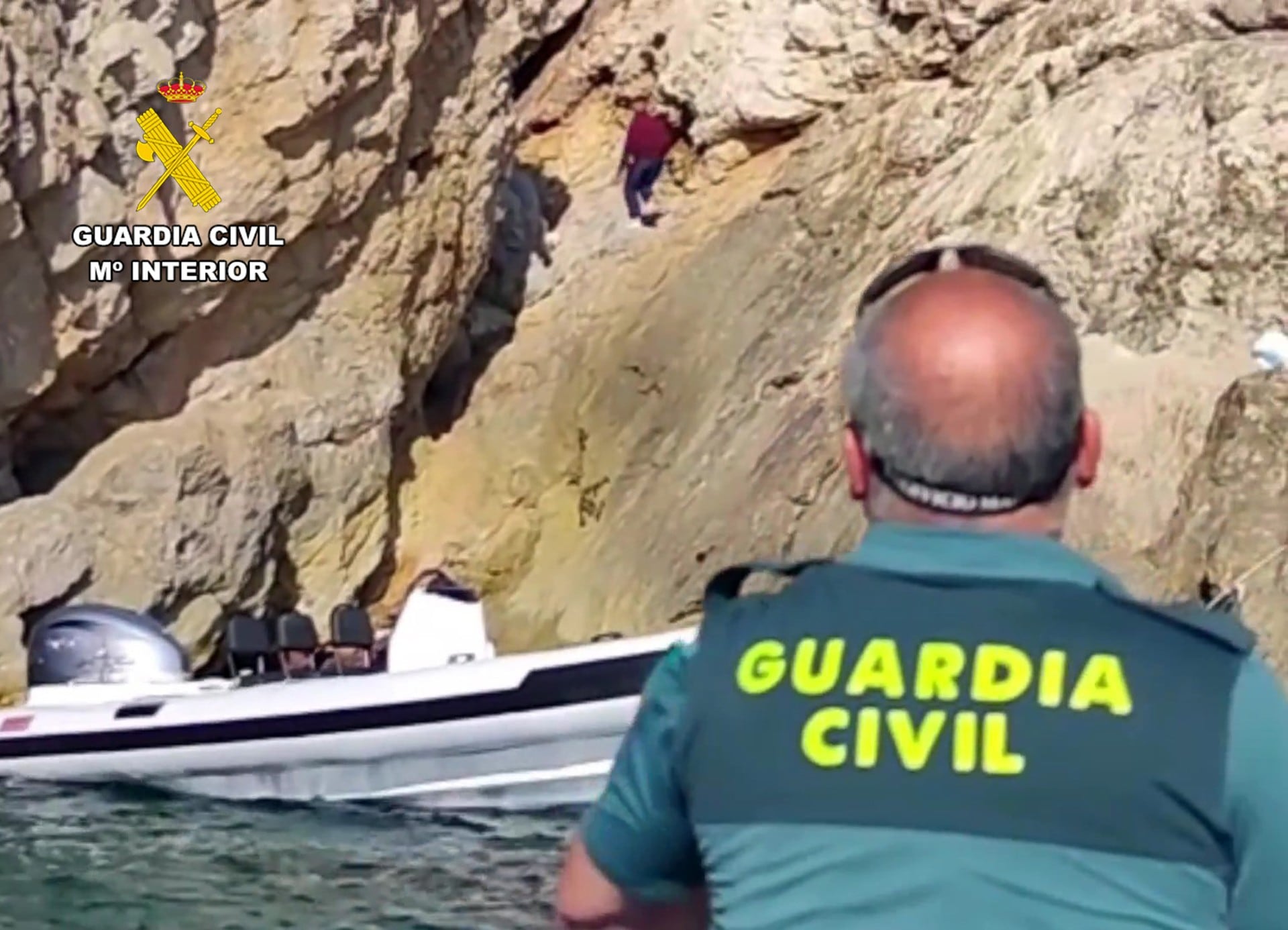 La Guardia Civil desmantela un grupo criminal en Águilas y Huercal Overa para el suministro de combustible a pateras taxi