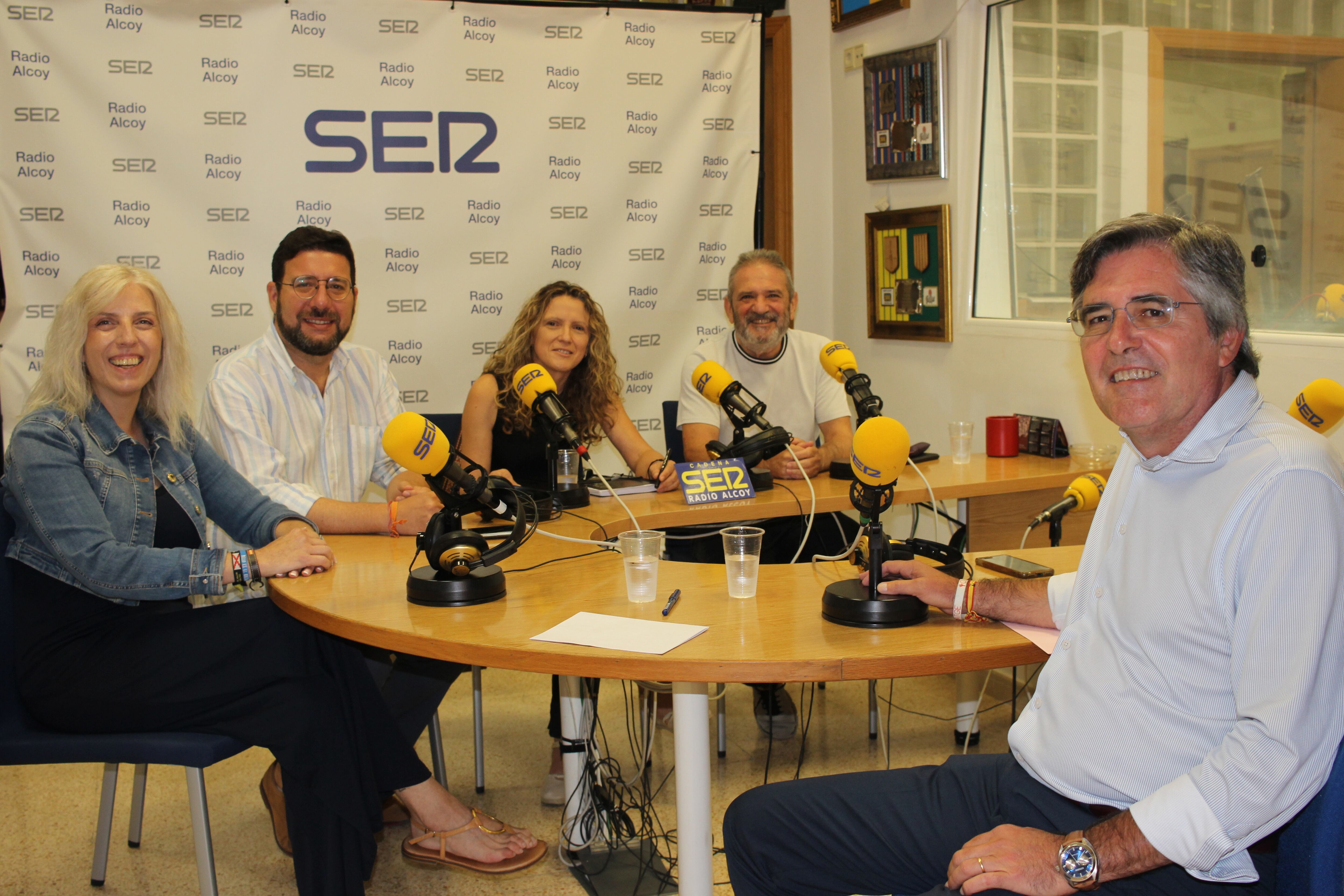 Tertulia de políticos