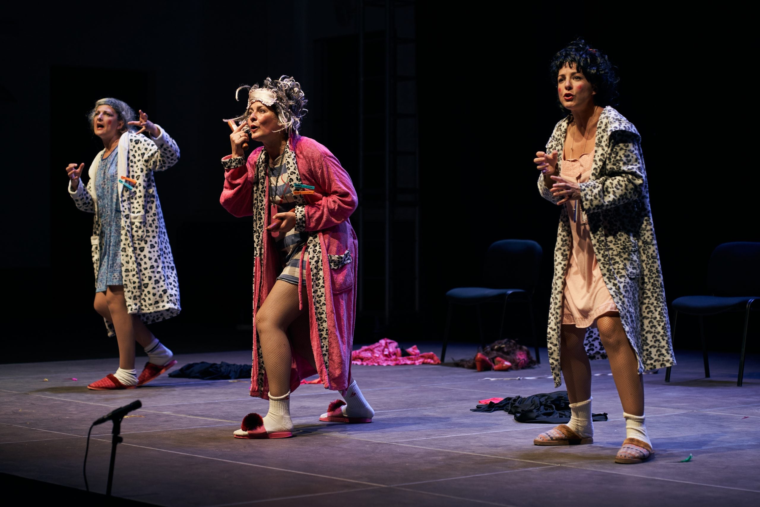 El Centro Cultural Fundación Unicaja de Cádiz acoge la representación teatral 'Cabaré a la gaditana' de Las Niñas de Cádiz