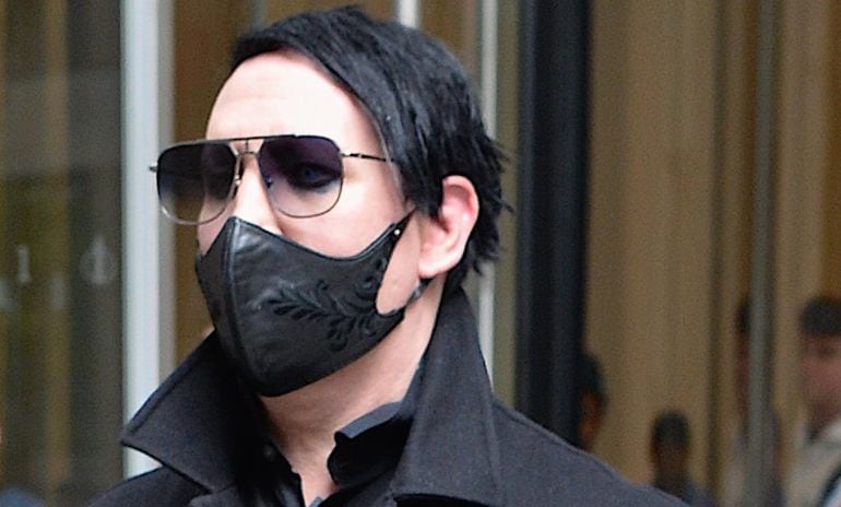 El cantante Marilyn Manson fotografiado en las calles de Nueva York