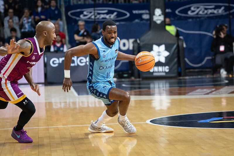 Jerrick Harding, durant l'última victòria al Poliesportiu davant l'Hiopos Lleida
