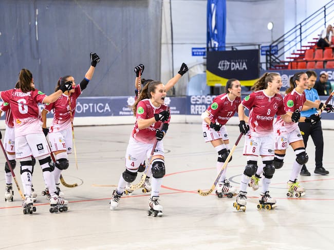 El Club Patín Esneca Fraga ha finalizado en segunda posición en la liga regular