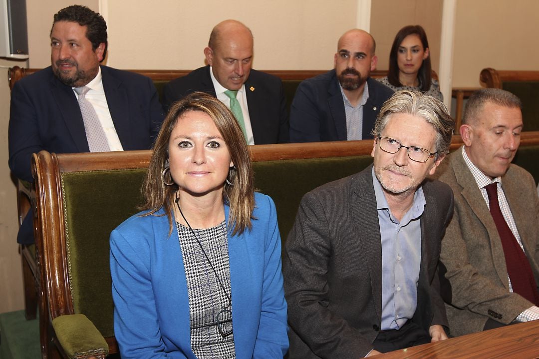 Imagen de la portavoz del PP, Begoña Carrasco, y el concejal popular, Juan José Pérez Macián