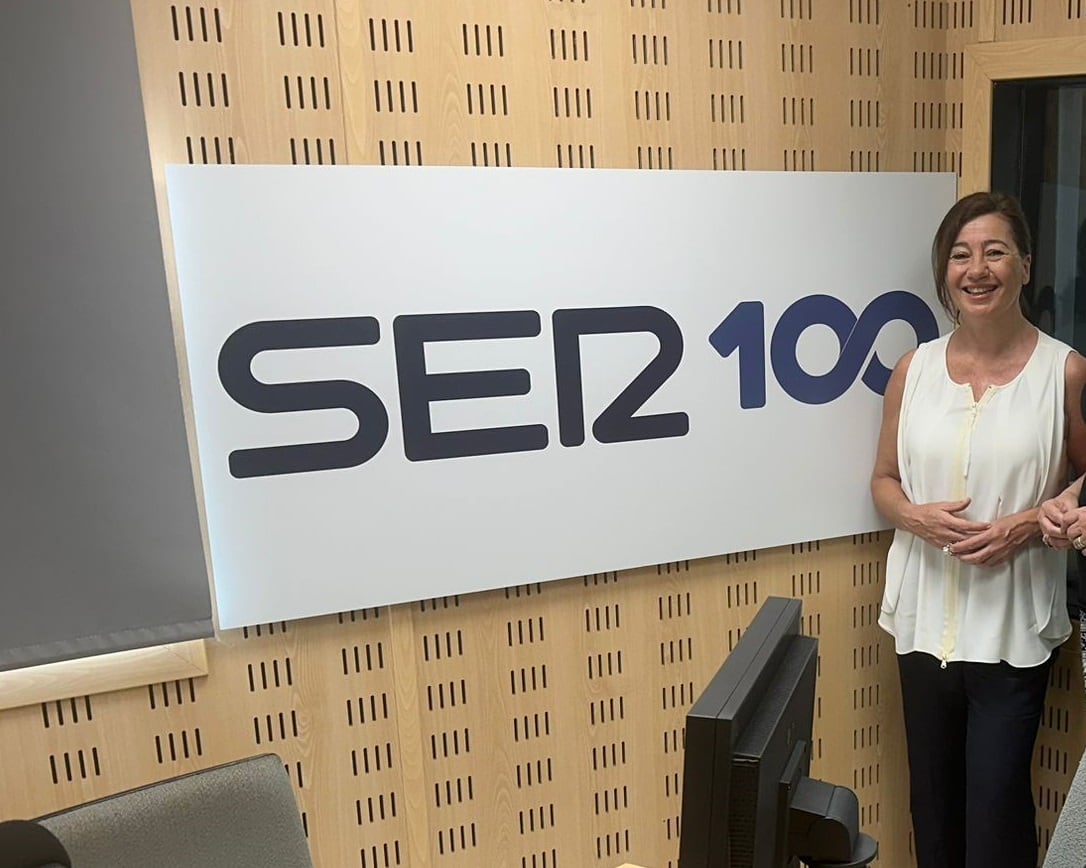 Francina Armengol, en los estudios de Radio Mallorca Cadena SER.