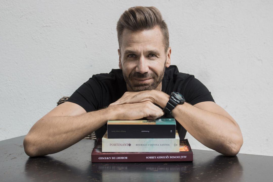 Rodrigo Costoya, autor de &#039;Misarela&#039;, novela ganadora del Certamen