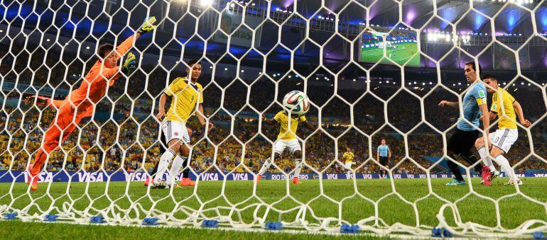 James Rodríguez marcó uno de los golazos del Mundial en el choque entre Colombia y Uruguay.