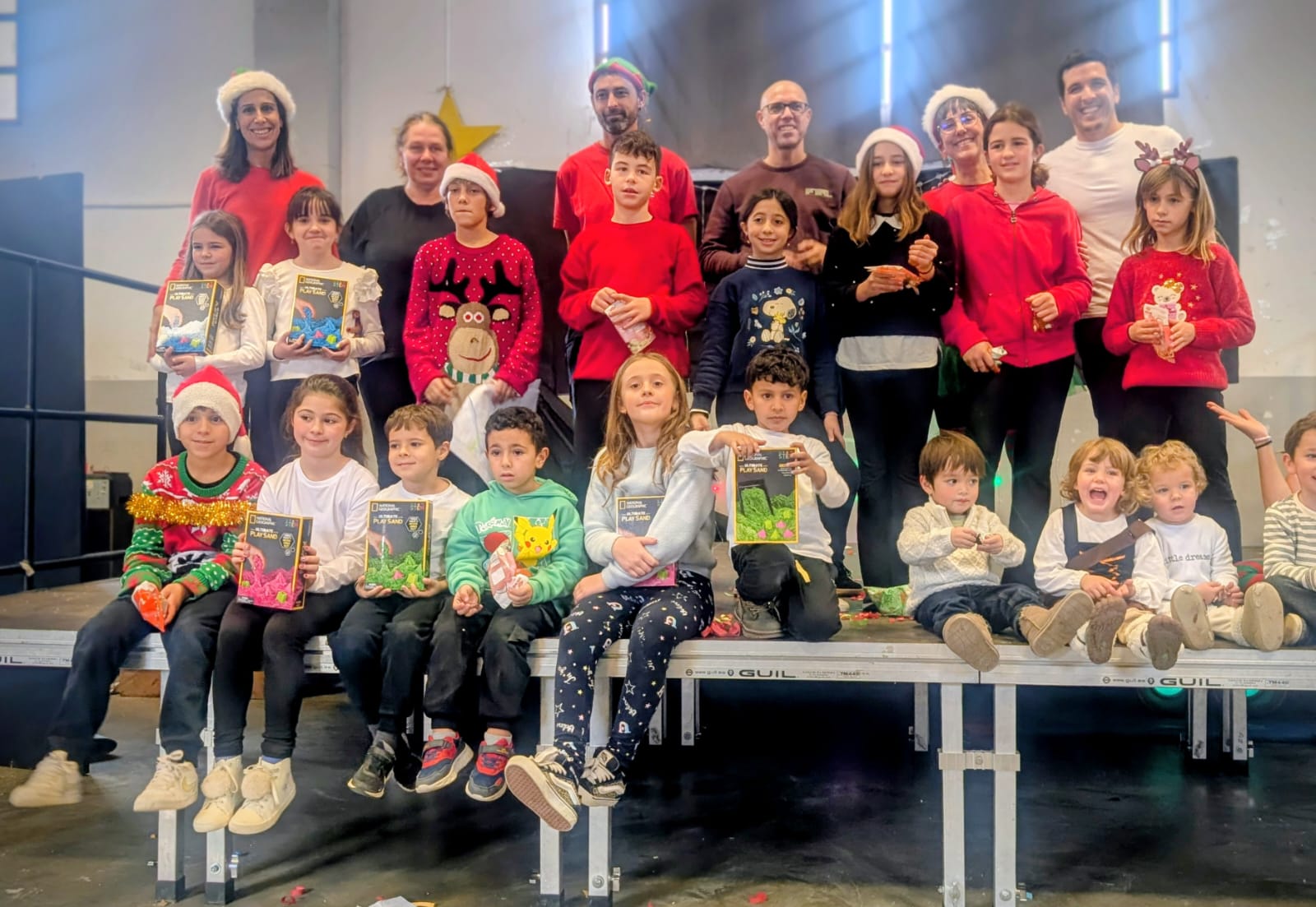 Alumnos ganadores del concurso de Cuentos solidarios del colegio de Bolea