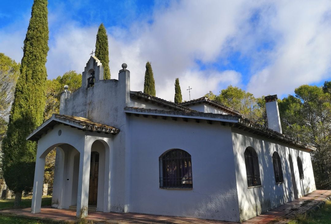 Ermita de la Virgen del Campillo, en Tinajas (Cuenca).