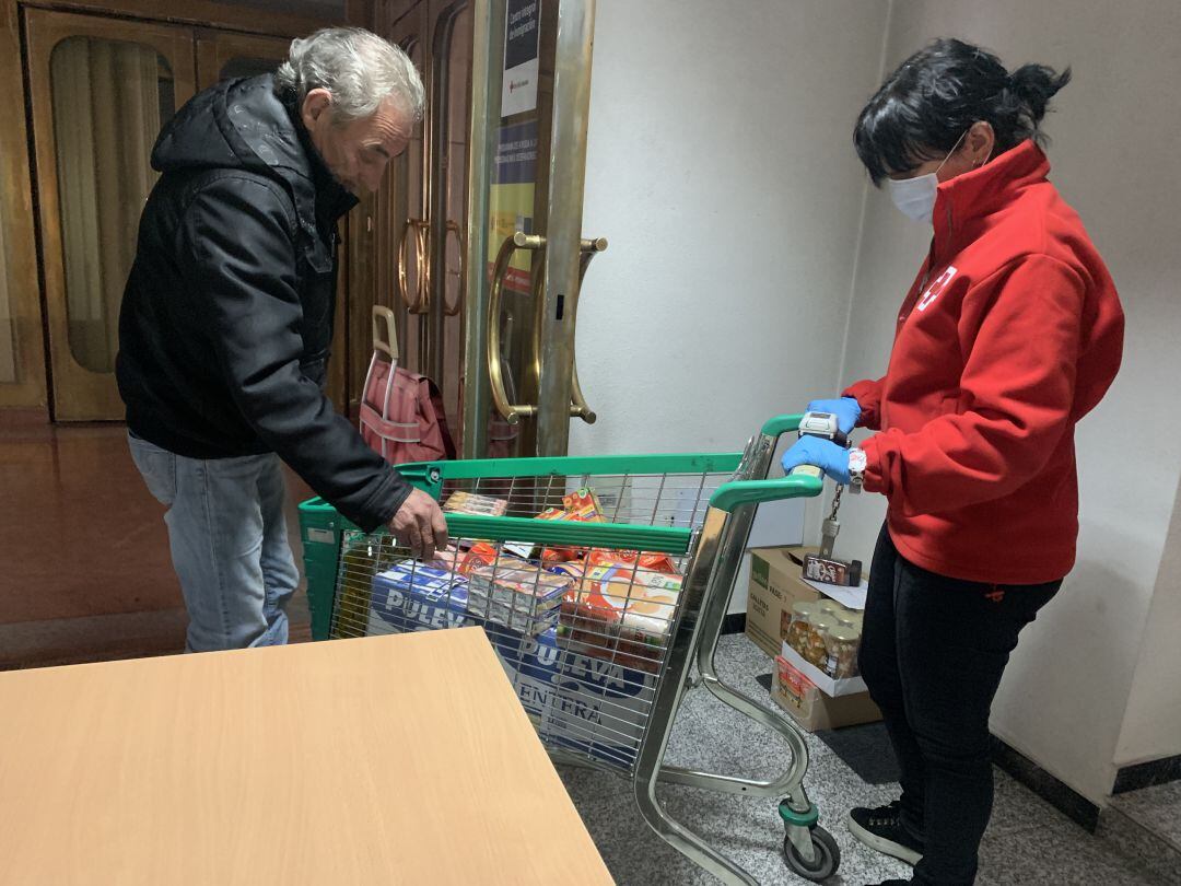 Cruz Roja realizará 3.500 llamadas de seguimiento a personas vulnerables frente al coronavirus en Palencia