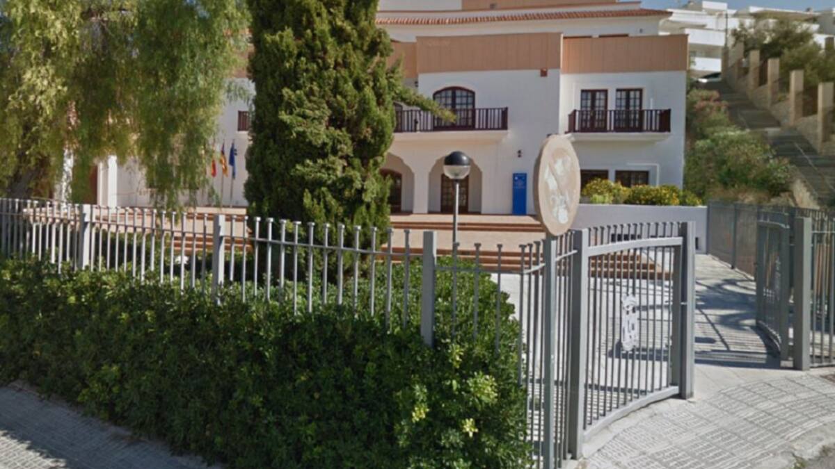 Aumentan un 2% las matriculaciones de nuevos alumnos pitiusos en la UNED