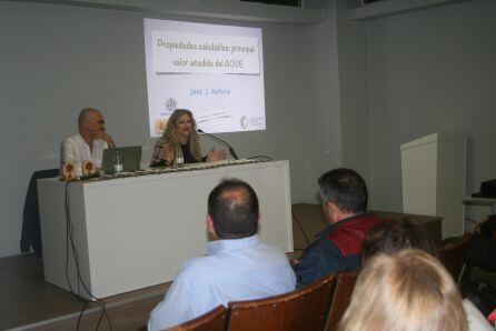 Conferencia a cargo de José Juan Gaforio, Catedrático de Inmunología de la UJA