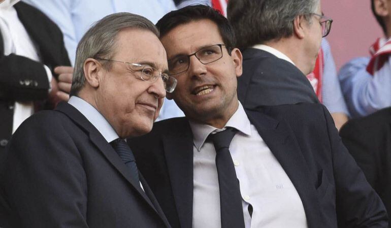 Florentino Pérez, en el palco del estadio de Los Cármenes