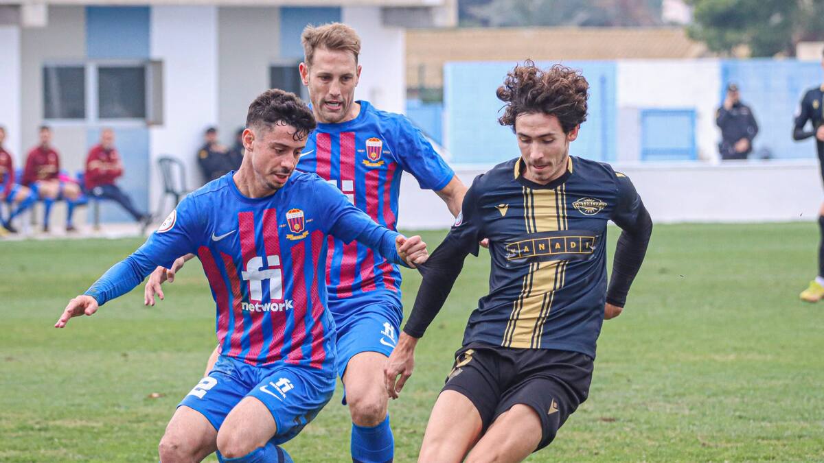 Eldense e Intercity se enfrentan en un duelo histórico con cinco empates consecutivos