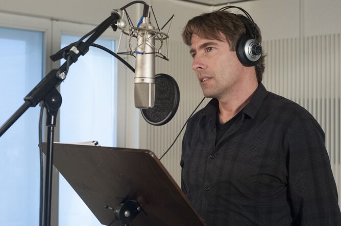 Javier del Pino, director de 'A vivir que son dos días', durante la grabación