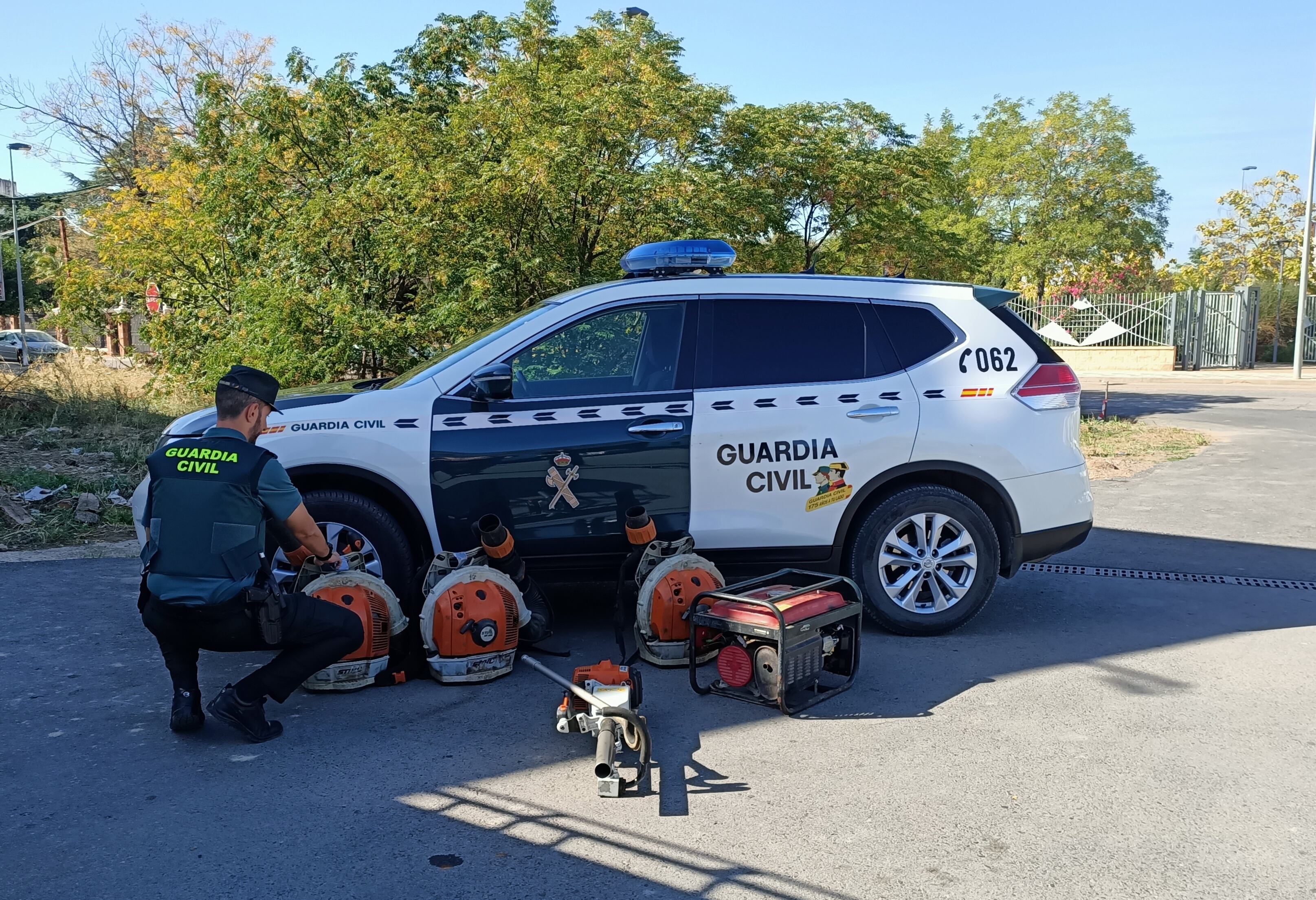 Maquinaria agrícola recuperada por la Guardia Civil.