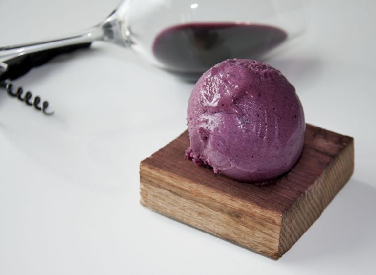 Helado de uva racima graciano.