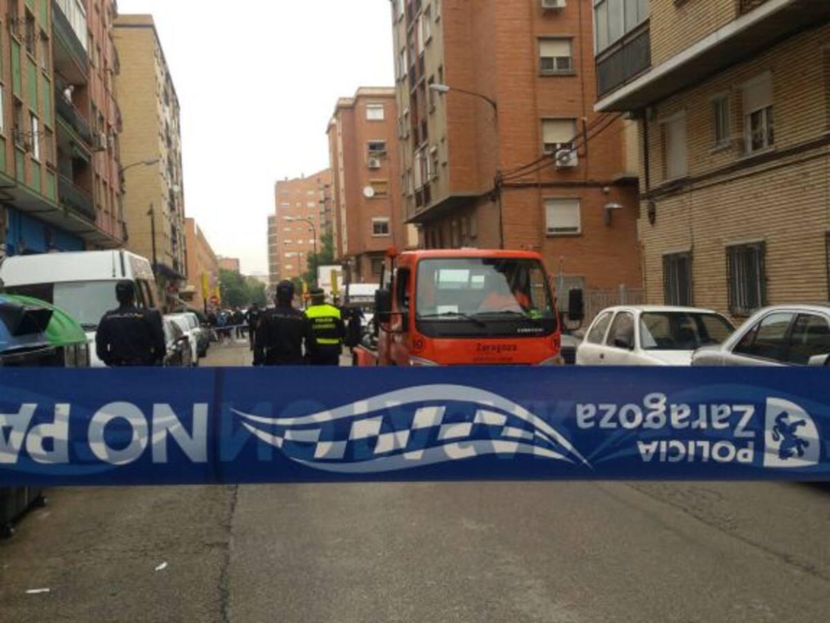 La policía rescata al hombre atrincherado en Las Fuentes