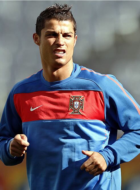 Cristiano ejercitandose con la selección portuguesa