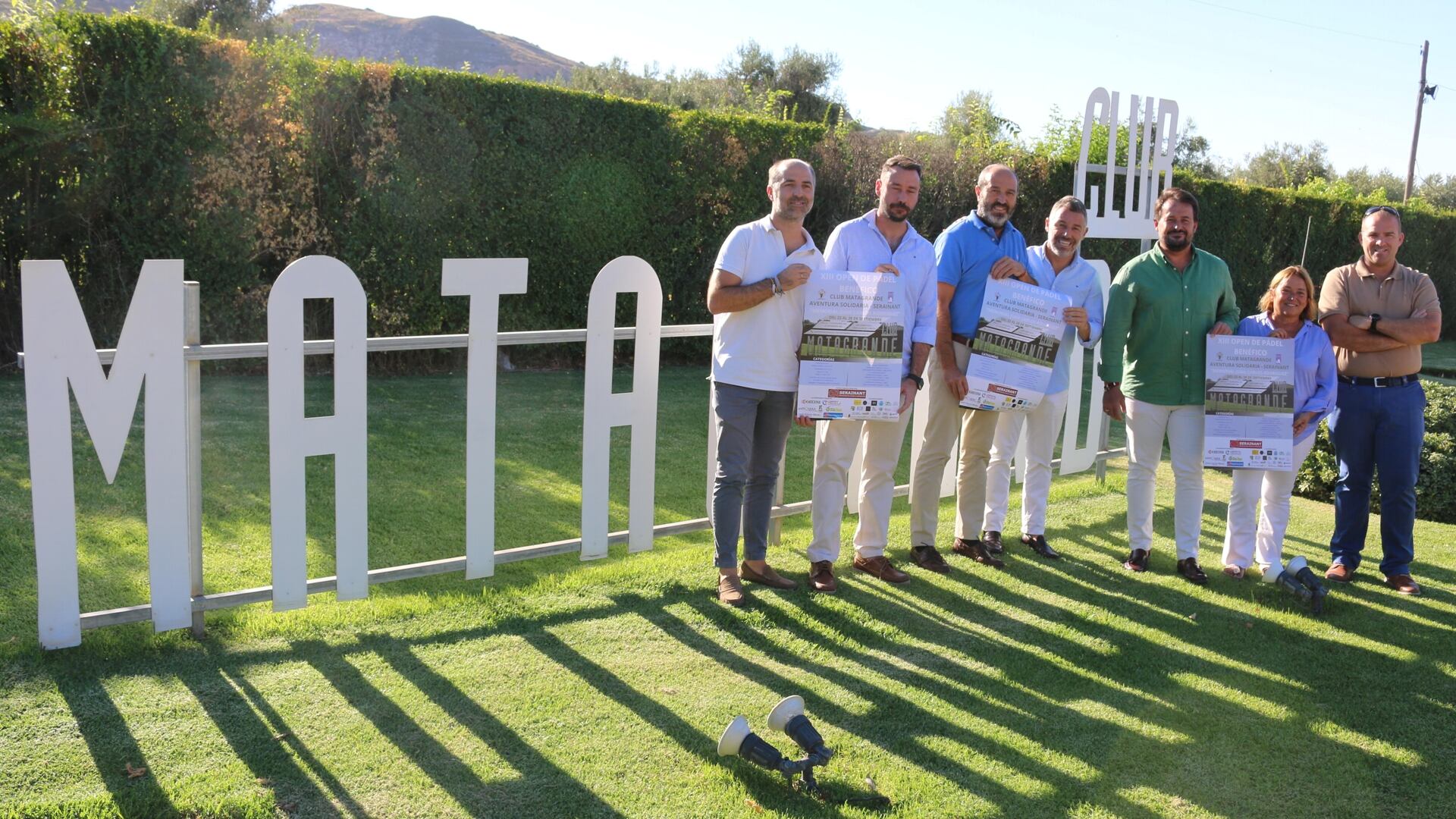 Presentación del XIII OPEN DE PÁDEL BENEFICO CLUB MATAGRANDE-AVENTURA SOLIDARIA-SERAINANT “Memorial Juan Carlos Rodríguez”.