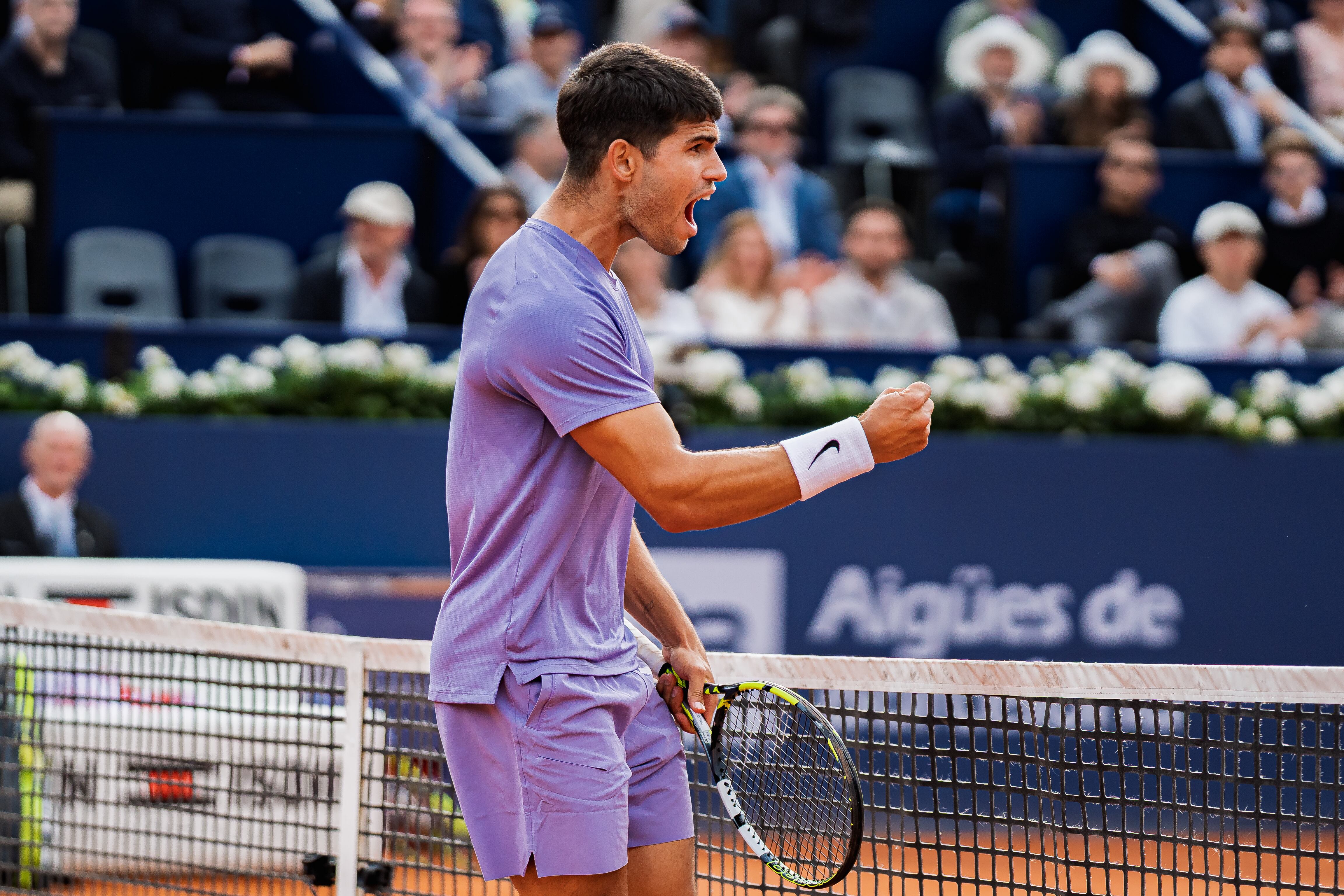 Carlos Alcaraz, durante un partido en el Barcelona Open Banc Sabadell