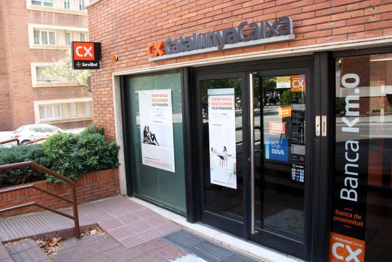 Entrada a la sucursal bancaria de la calle Ganduxer donde asesinaron a la directora de la oficina