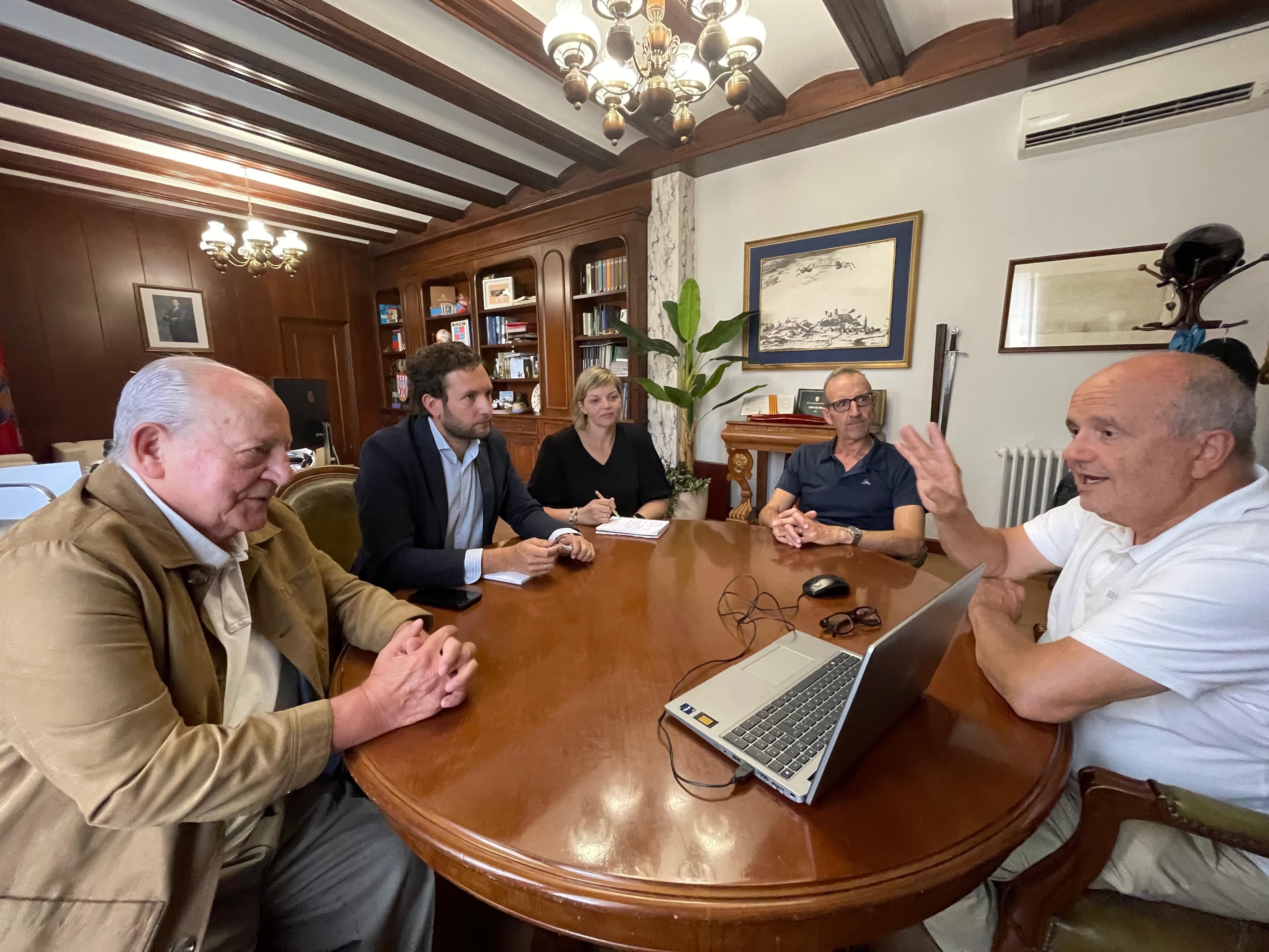 Reunión con Helios Aragón sobre el proyecto de Hidrógeno. Foto: Ayto. de Monzón