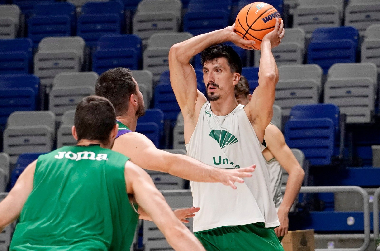 Djedovic, en un entrenamiento de esta temporada
