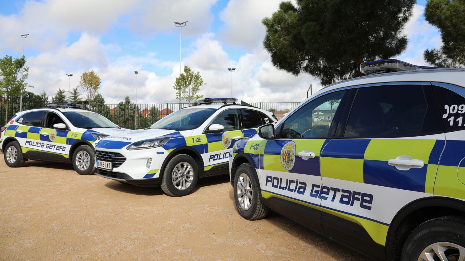 Varios vehículos de la Policía Local de Getafe