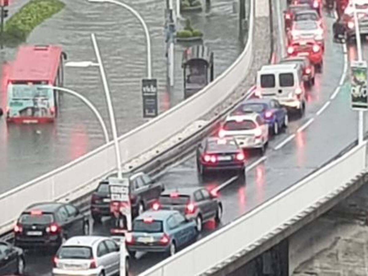 A Coruña, anegada por las fuertes lluvias