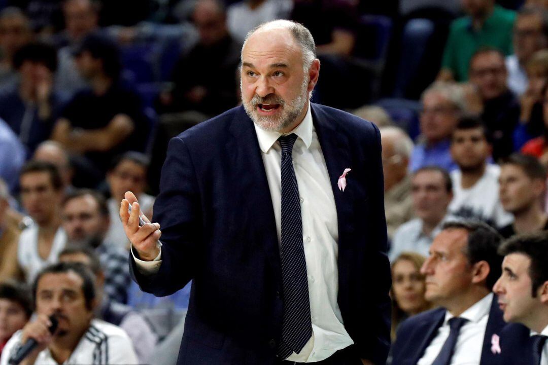 El entrenador del Real Madrid, Pablo Laso, en su partido ante el Kirolbet Baskonia de la tercera jornada de Euroliga que se disputa esta noche en el Wizink Center. 