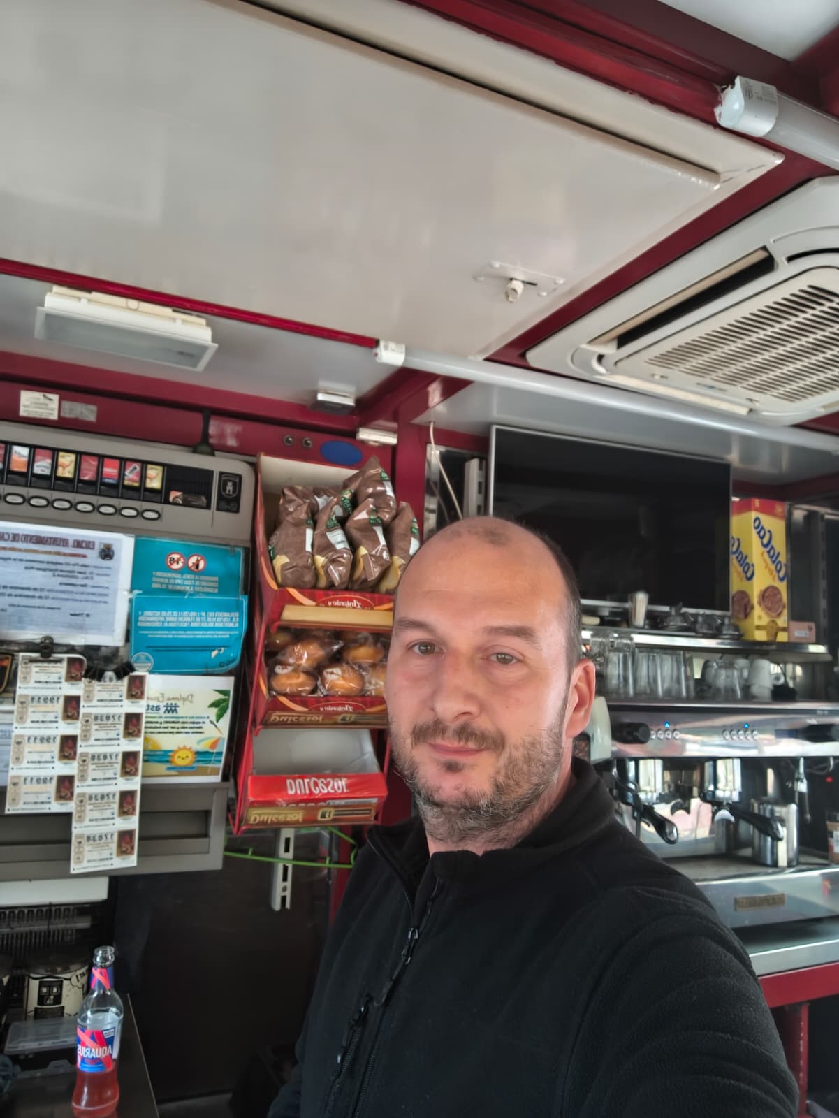 Los kioscos de Cartagena se reinventan: tradición, café asiático y nuevas oportunidades