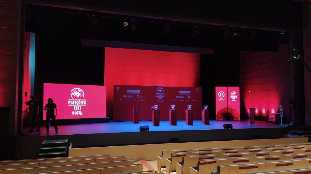 La Real Societat B serà el primer rival del FC Andorra per pujar a Segona A