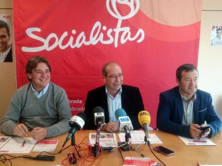 Manuel Robles presenta los actos de campaña electoral en Fuenlabrada.