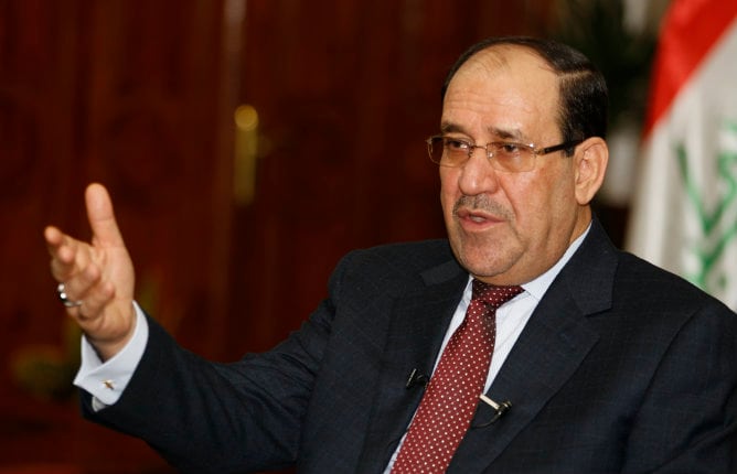 El primer ministro iraquí Nuri al Maliki, habla durante una entrevista en Bagdad (Imagen de archivo)