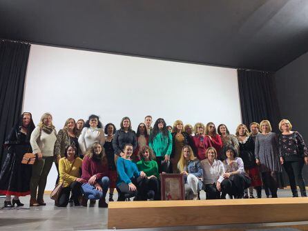 Foto dfe familia del Acto institucional organizado por el Ayuntamiento de Jódar con motivo del 8 de Marzo